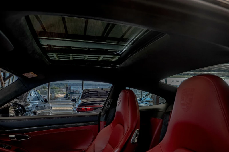 Porsche 911 Turbo S/PDLS+ /PDCC/PCCB/Bose/Sport Chrono/PVTS Pl, снимка 9 - Автомобили и джипове - 51895142