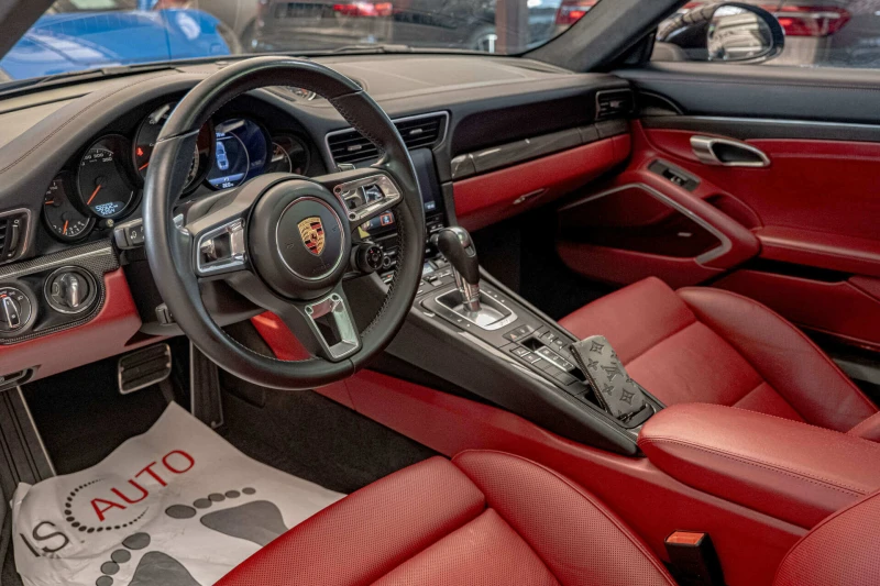 Porsche 911 Turbo S/PDLS+ /PDCC/PCCB/Bose/Sport Chrono/PVTS Pl, снимка 8 - Автомобили и джипове - 51895142
