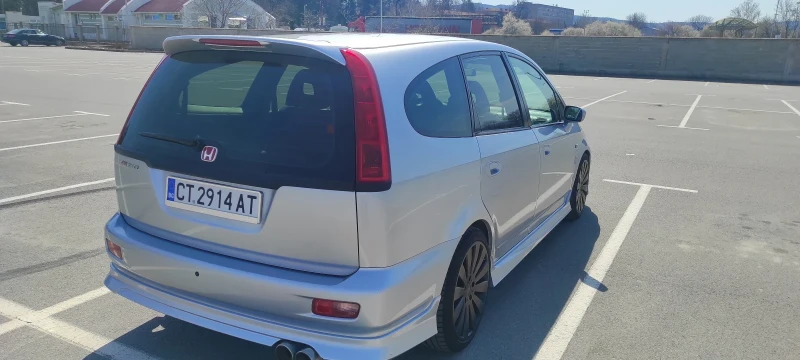 Honda Stream, снимка 5 - Автомобили и джипове - 52840277