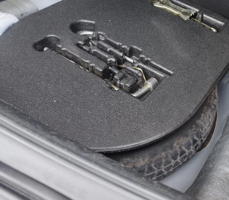 Honda Accord 2.2 cdti, снимка 9 - Автомобили и джипове - 52972130