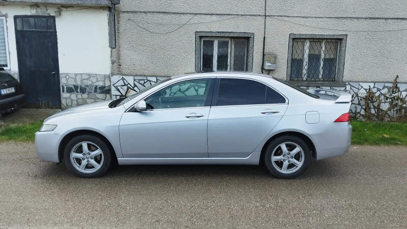 Honda Accord 2.2 cdti, снимка 3 - Автомобили и джипове - 52972130