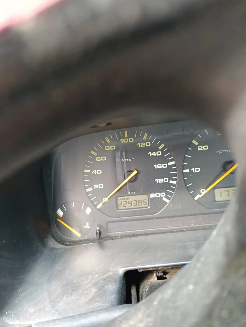 Seat Ibiza, снимка 2 - Автомобили и джипове - 53535244