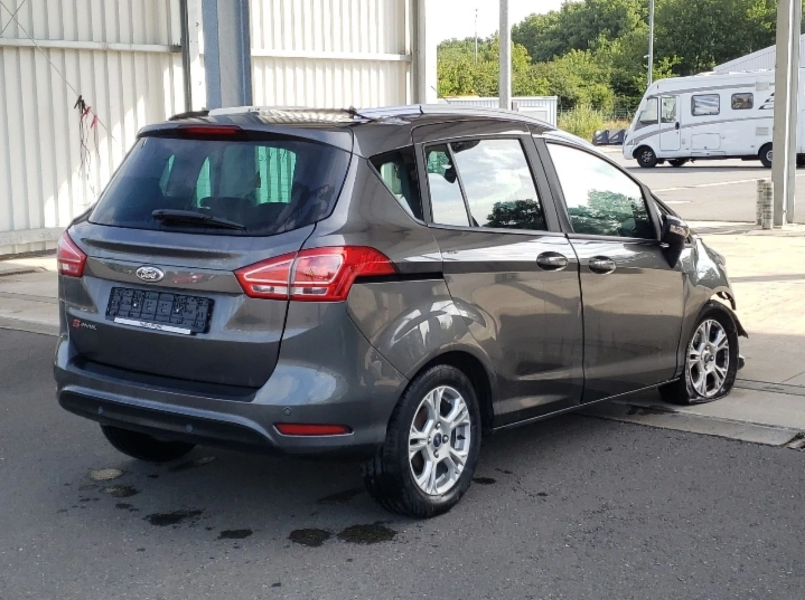 Ford B-Max 1.6i automatic  - изображение 4