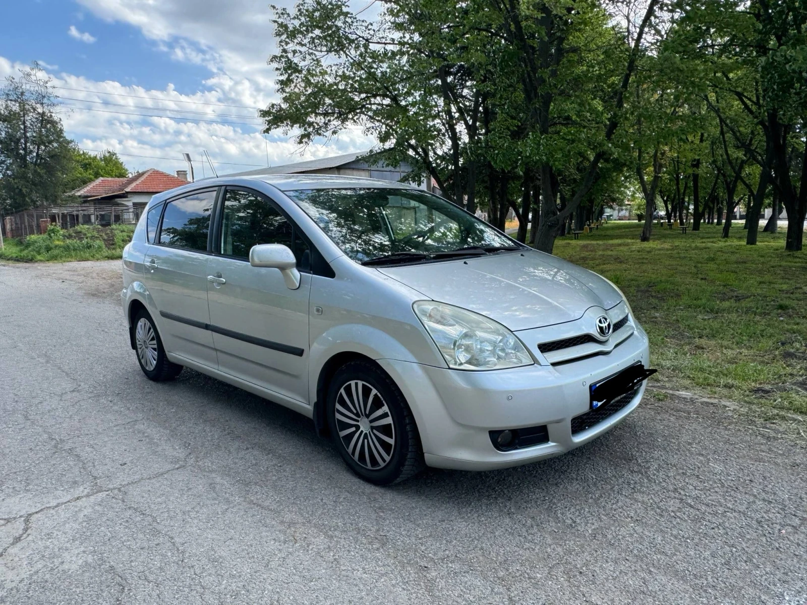 Toyota Corolla verso  - изображение 3