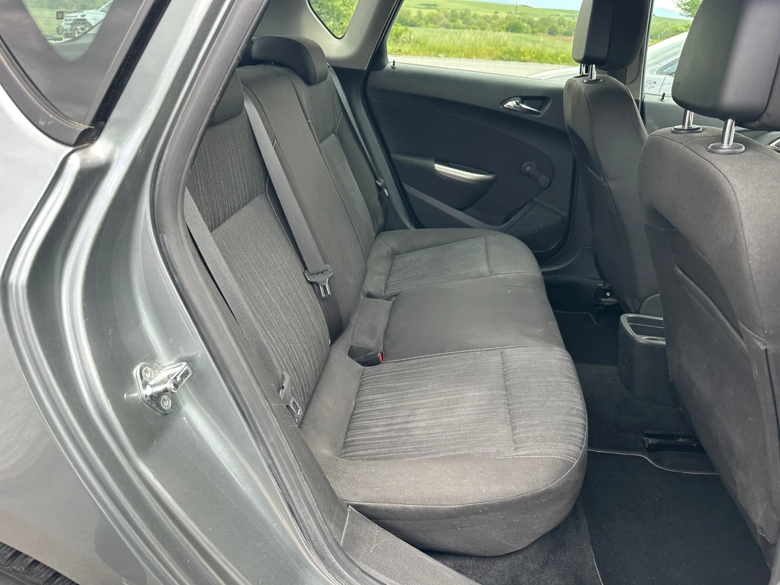 Opel Astra 1.7cdti - изображение 7