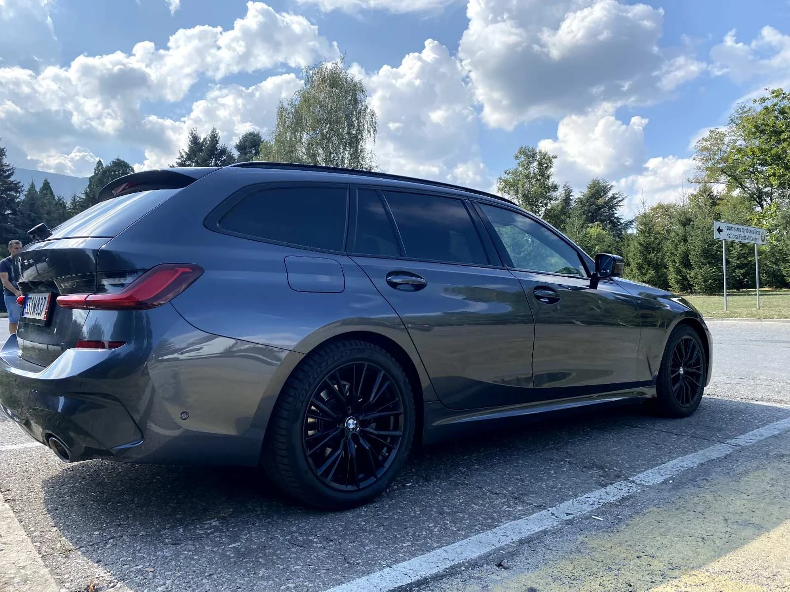 BMW 320 320 Хdrive / M пакет / хибрид - изображение 7