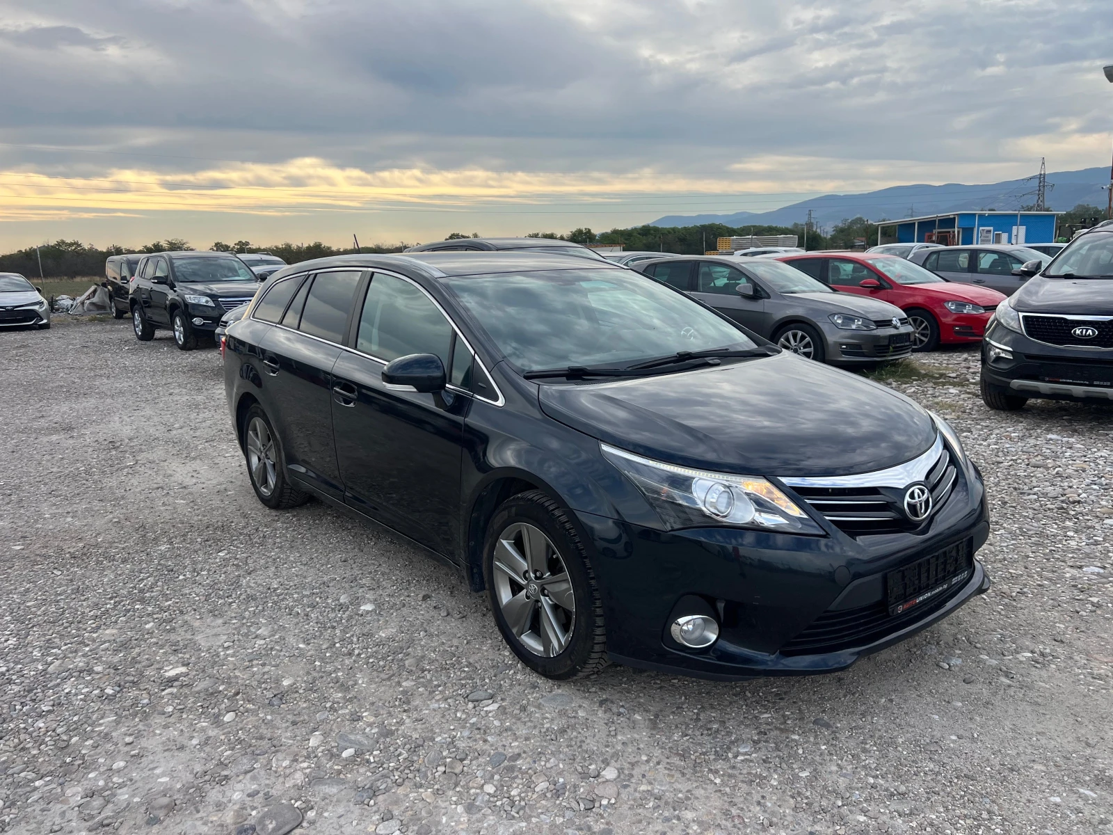 Toyota Avensis 2.0 D  - изображение 3