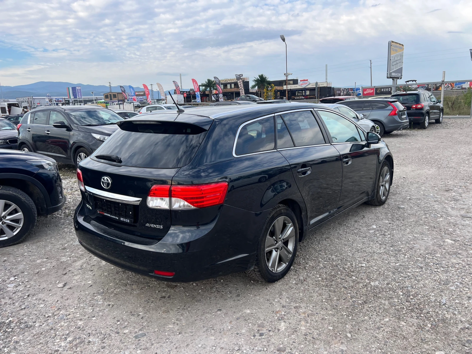 Toyota Avensis 2.0 D  - изображение 5