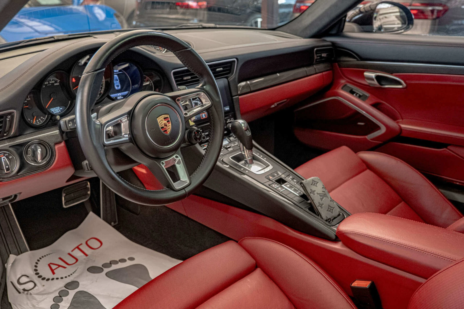 Porsche 911 Turbo S/PDLS+ /PDCC/PCCB/Bose/Sport Chrono/PVTS Pl - изображение 8