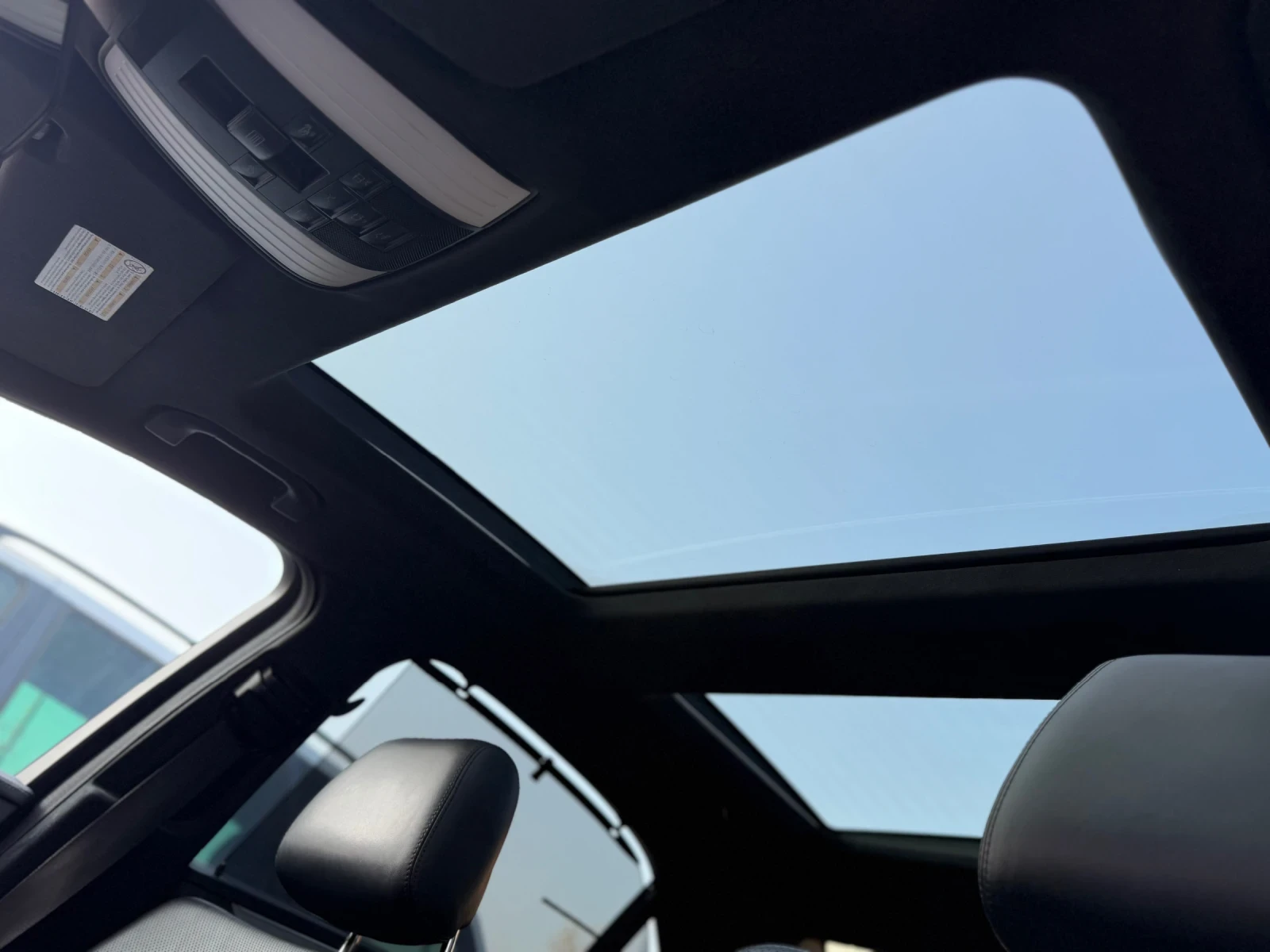 Mercedes-Benz E 500 Avangard AMG Pack 4-matic Full!!, снимка 8 - Автомобили и джипове - 53760967