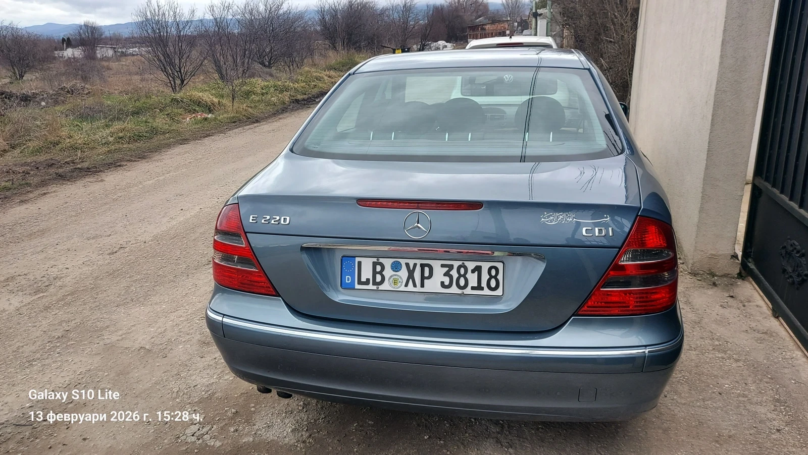 Mercedes-Benz E 220 TDI.Авангард автомат, снимка 17 - Автомобили и джипове - 53866205