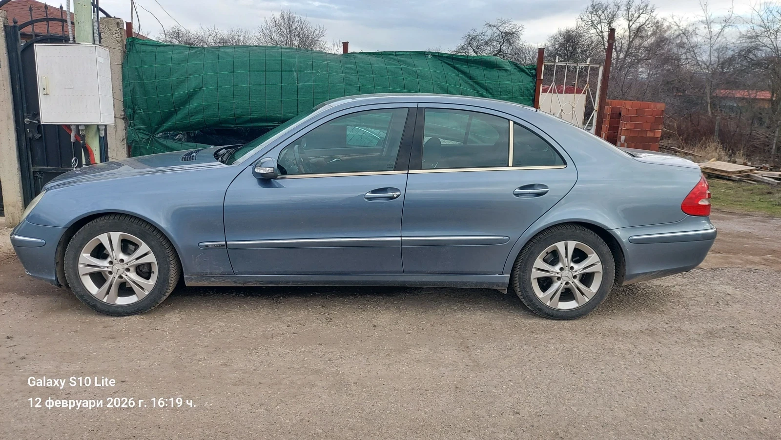 Mercedes-Benz E 220 TDI.Авангард автомат, снимка 8 - Автомобили и джипове - 53866205