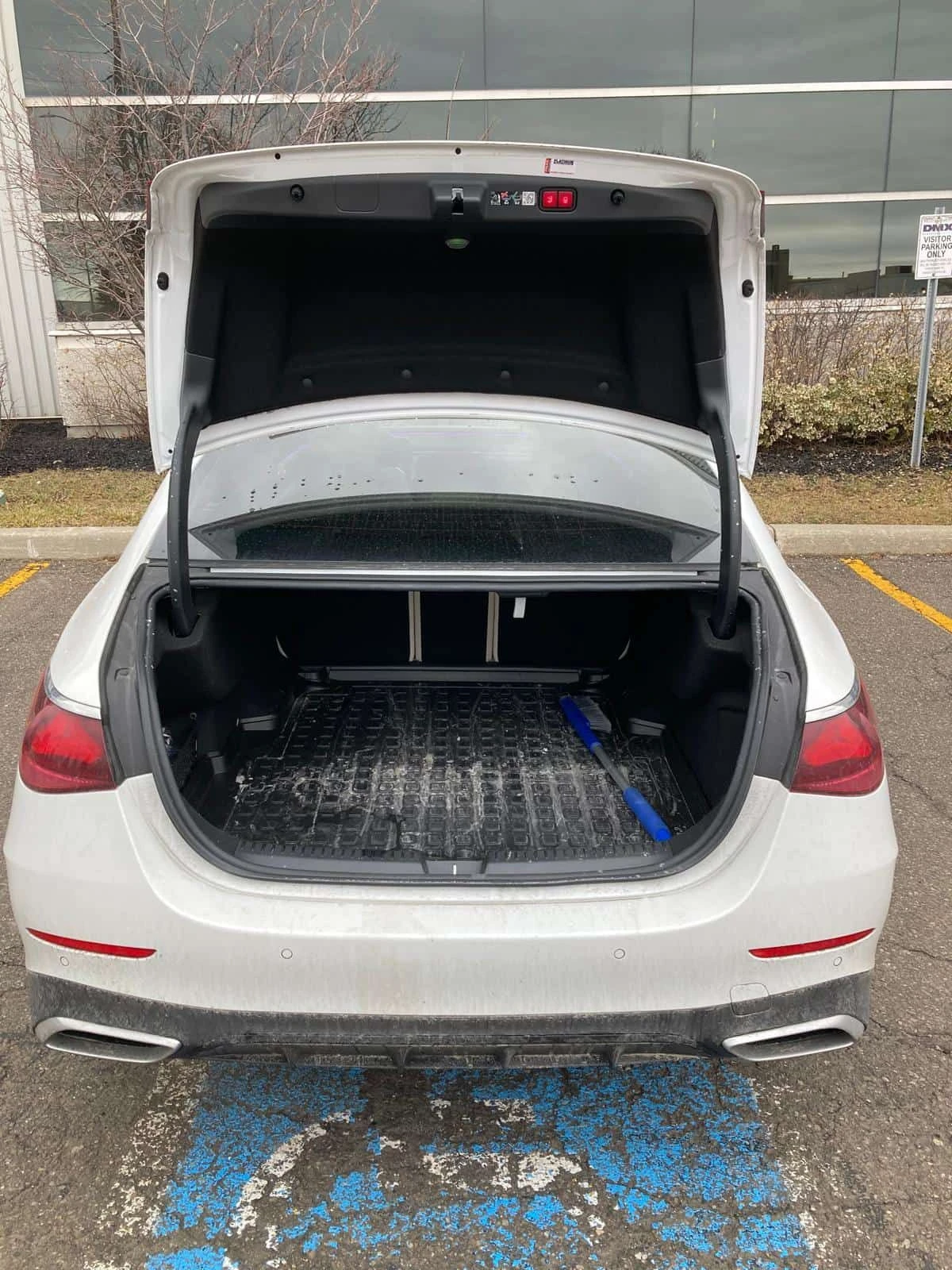 Mercedes-Benz E 350 4MATIC * ДИСТРОНИК* 360 КАМЕРА* ОБДУХВАНЕ* , снимка 12 - Автомобили и джипове - 53964814