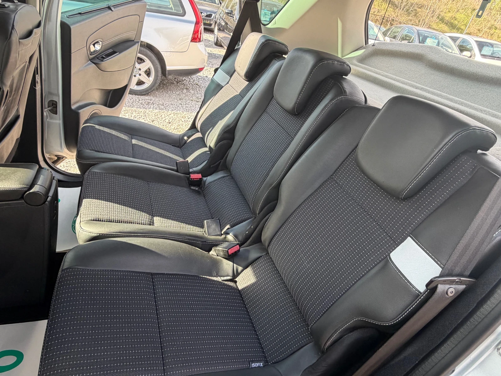 Renault Scenic 1.5 DCI, ПАРКТРОНИК, НАВИ, КОЖА , KEYLESS, снимка 12 - Автомобили и джипове - 54126340