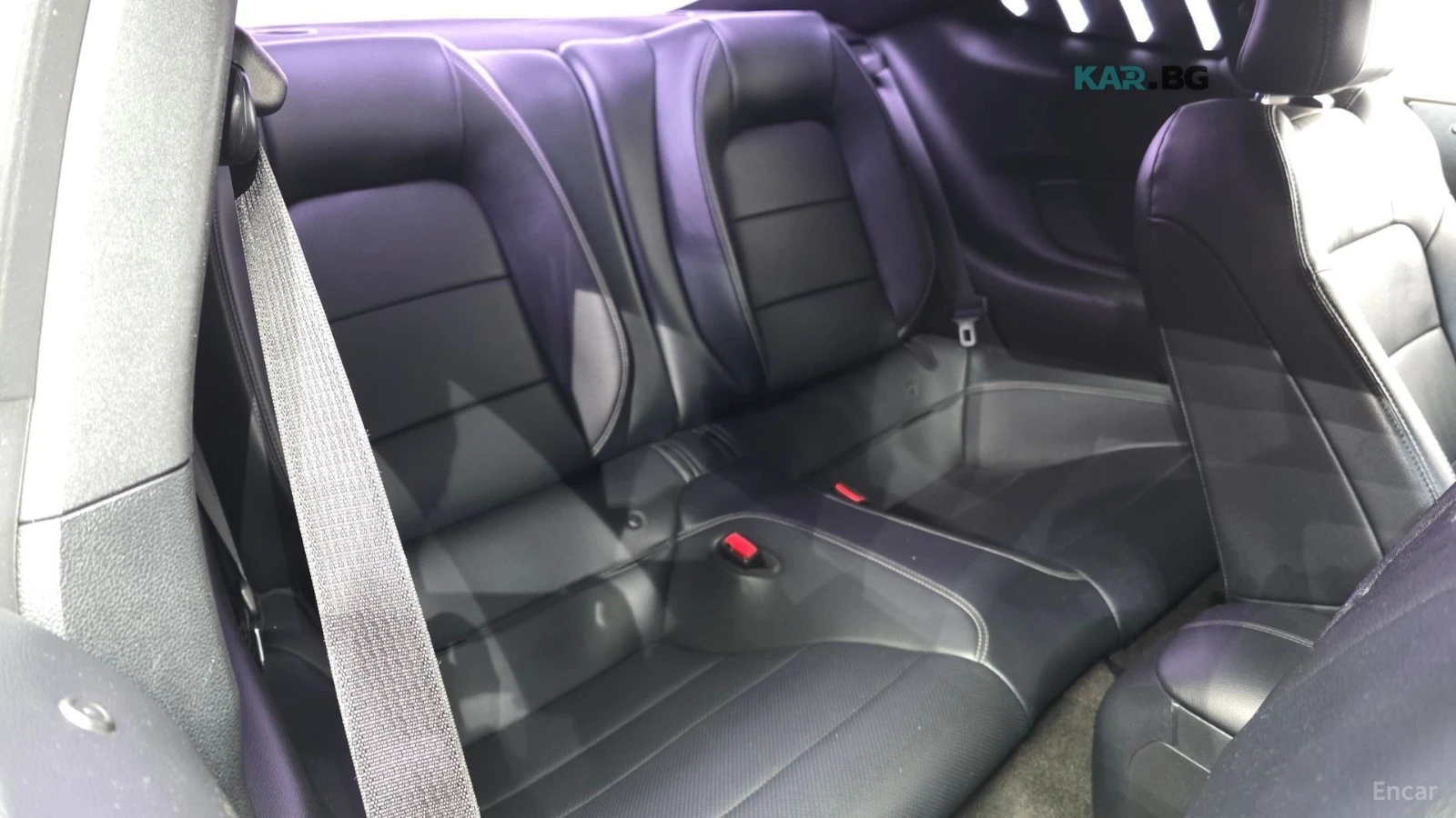 Ford Mustang ECOBOOST / DISTRONIC / ОБДУХ / ПОДГРЕВИ , снимка 12 - Автомобили и джипове - 54595571