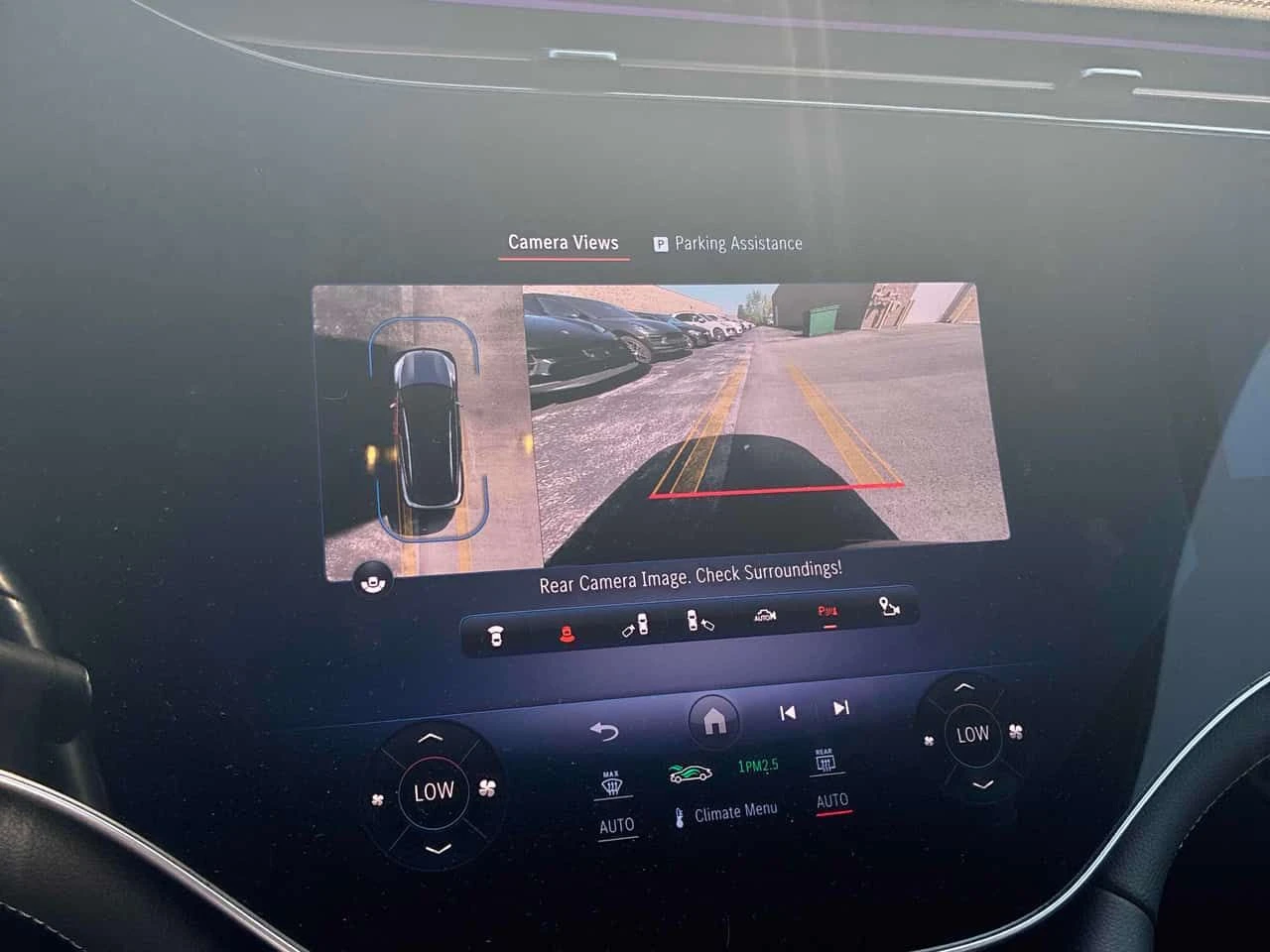 Mercedes-Benz EQS 580/ПАНОРАМА/ДИСТРОНИК/360 КАМЕРИ/HUD, снимка 11 - Автомобили и джипове - 54628614