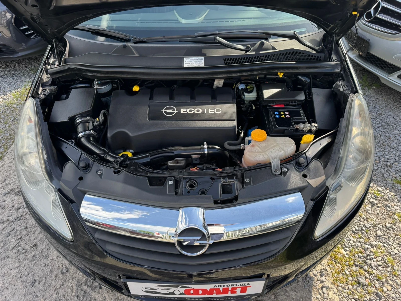 Opel Corsa 1.3CDTi/KLIMA, снимка 15 - Автомобили и джипове - 54676049