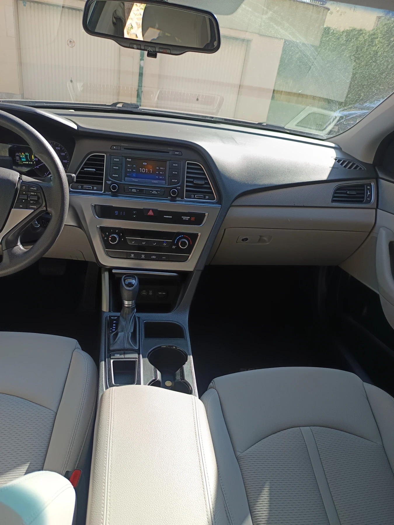 Hyundai Sonata Уникат!Автоматик, реални килиметри, снимка 9 - Автомобили и джипове - 55085977