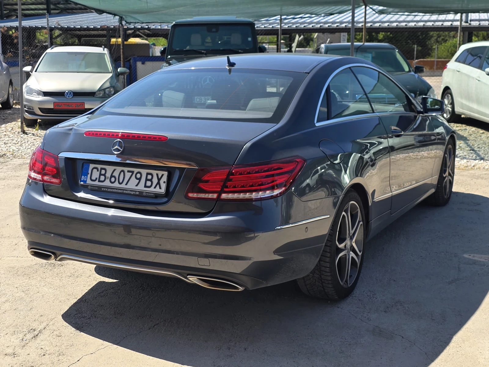Mercedes-Benz E 220 Топ състояние лизинг, снимка 4 - Автомобили и джипове - 55275445
