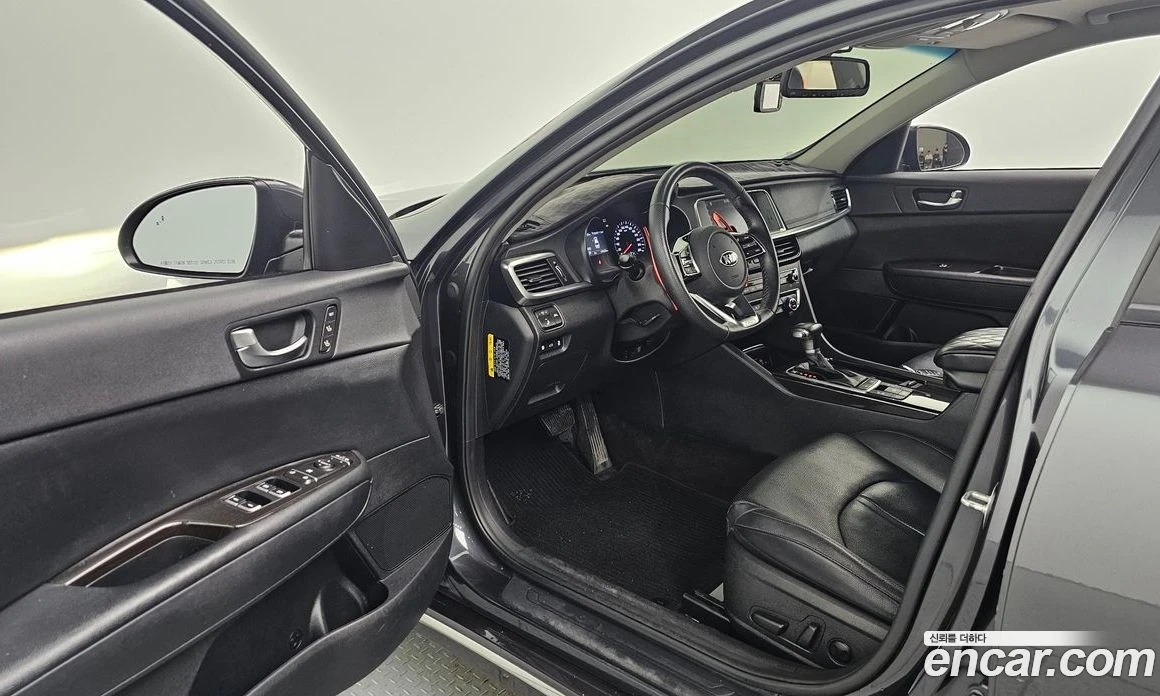 Kia K5 2.0 Noblesse, снимка 10 - Автомобили и джипове - 55669064