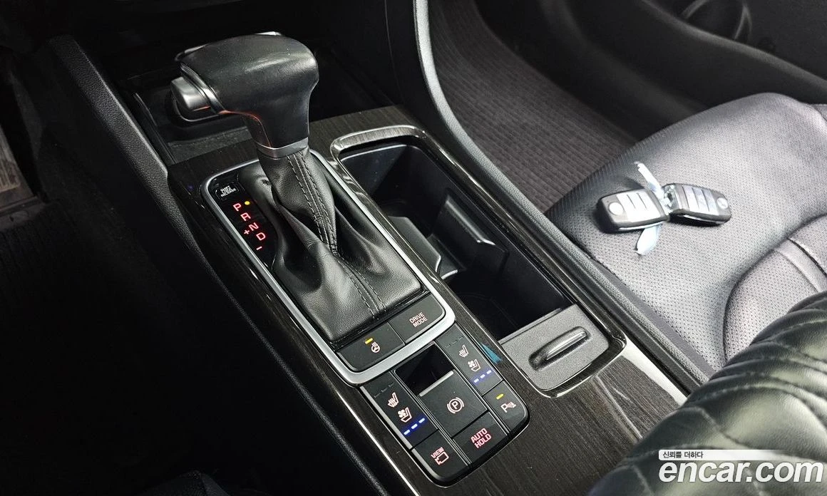 Kia K5 2.0 Noblesse, снимка 9 - Автомобили и джипове - 55669064
