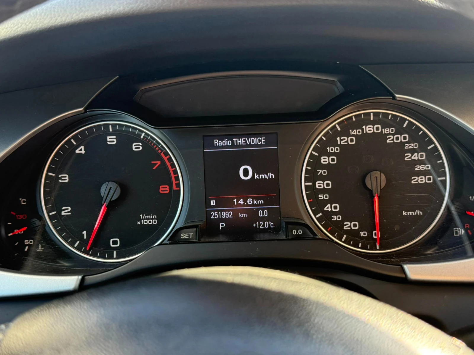 Audi A4 B8 8K 1.8 TFSI Multitronic, снимка 9 - Автомобили и джипове - 55974844