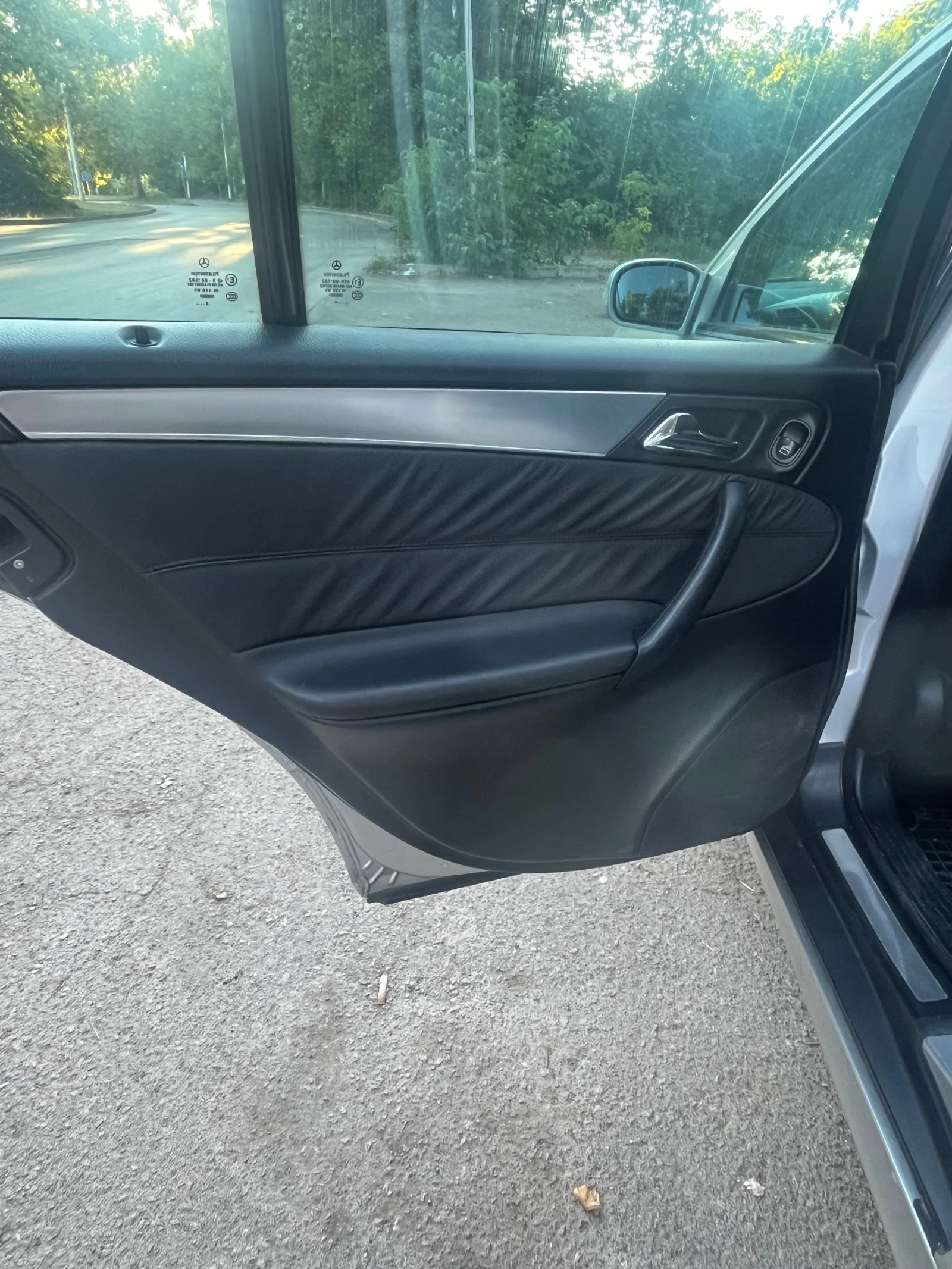 Mercedes-Benz C 220, снимка 13 - Автомобили и джипове - 55982270