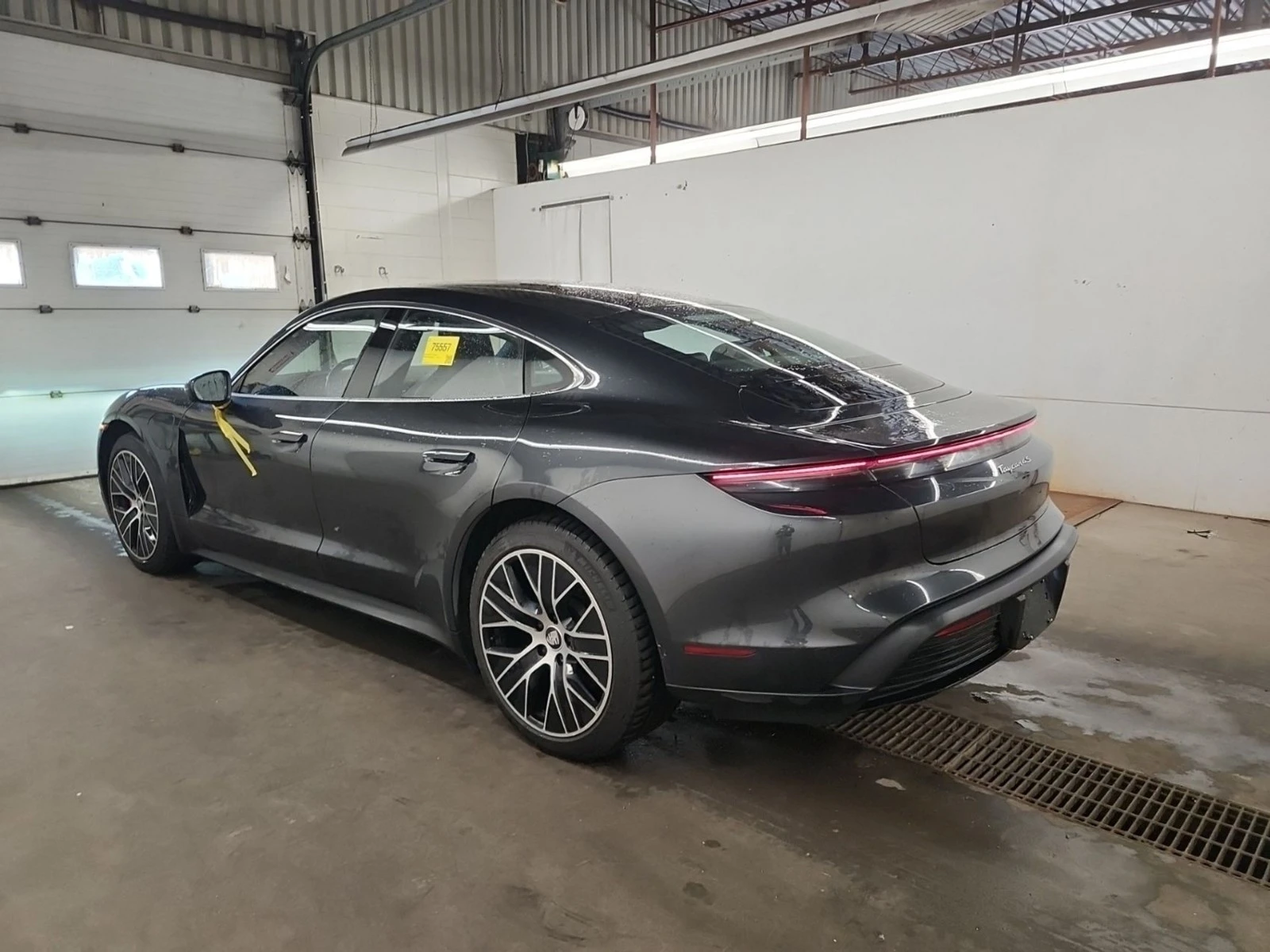 Porsche Taycan 4S* Performance Battery* , снимка 6 - Автомобили и джипове - 56239275