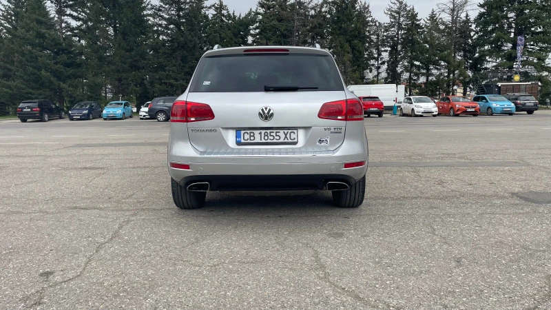 VW Touareg 3.0 TDI, снимка 13 - Автомобили и джипове - 45301957