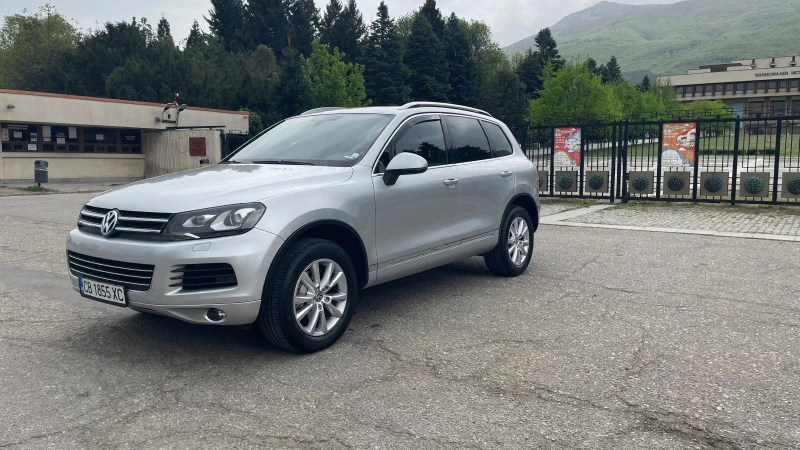 VW Touareg 3.0 TDI, снимка 2 - Автомобили и джипове - 45301957