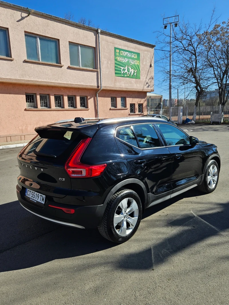 Volvo XC40 2.0  150ks, снимка 4 - Автомобили и джипове - 49416344