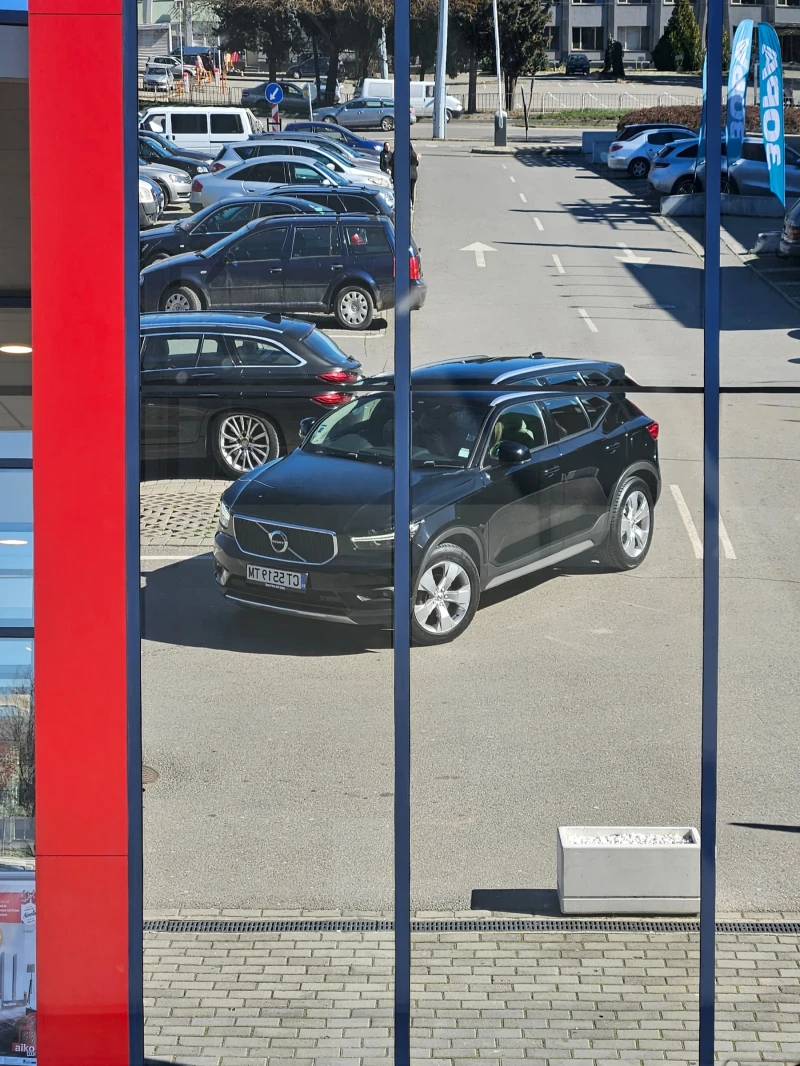 Volvo XC40 2.0  150ks, снимка 14 - Автомобили и джипове - 49416344