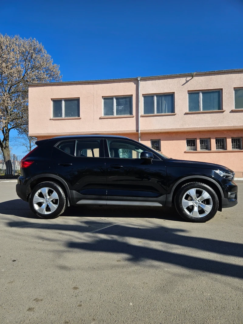 Volvo XC40 2.0  150ks, снимка 5 - Автомобили и джипове - 49416344