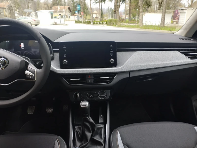 Skoda Kamiq 1.OTSI, снимка 10 - Автомобили и джипове - 50851854