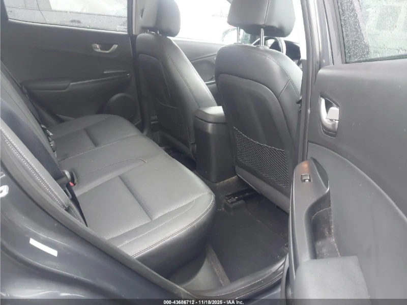 Hyundai Kona LIMITED / 4X4 / КОЖЕН САЛОН / ПОДГРЕВИ / ШИБИДАХ, снимка 9 - Автомобили и джипове - 52583999