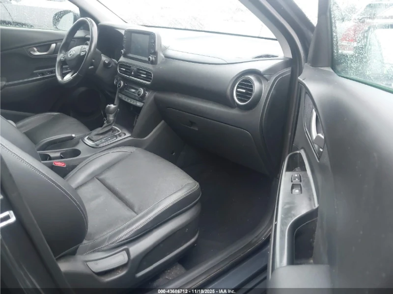 Hyundai Kona LIMITED / 4X4 / КОЖЕН САЛОН / ПОДГРЕВИ / ШИБИДАХ, снимка 7 - Автомобили и джипове - 52583999