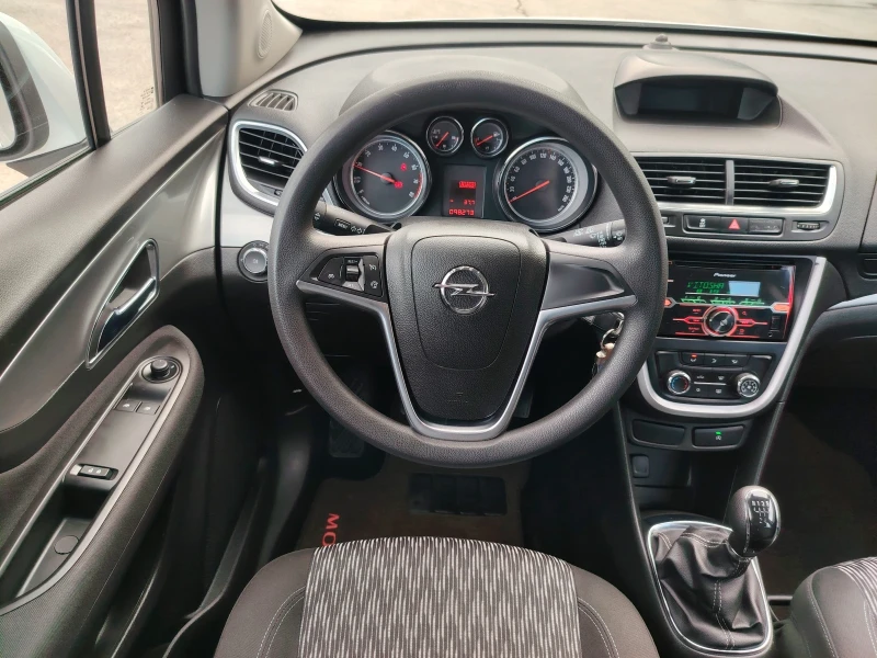 Opel Mokka 1.6 БЕНЗИН, снимка 17 - Автомобили и джипове - 53570871