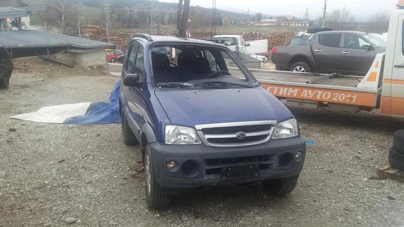 Daihatsu Terios 3 броя, снимка 1 - Автомобили и джипове - 34281506