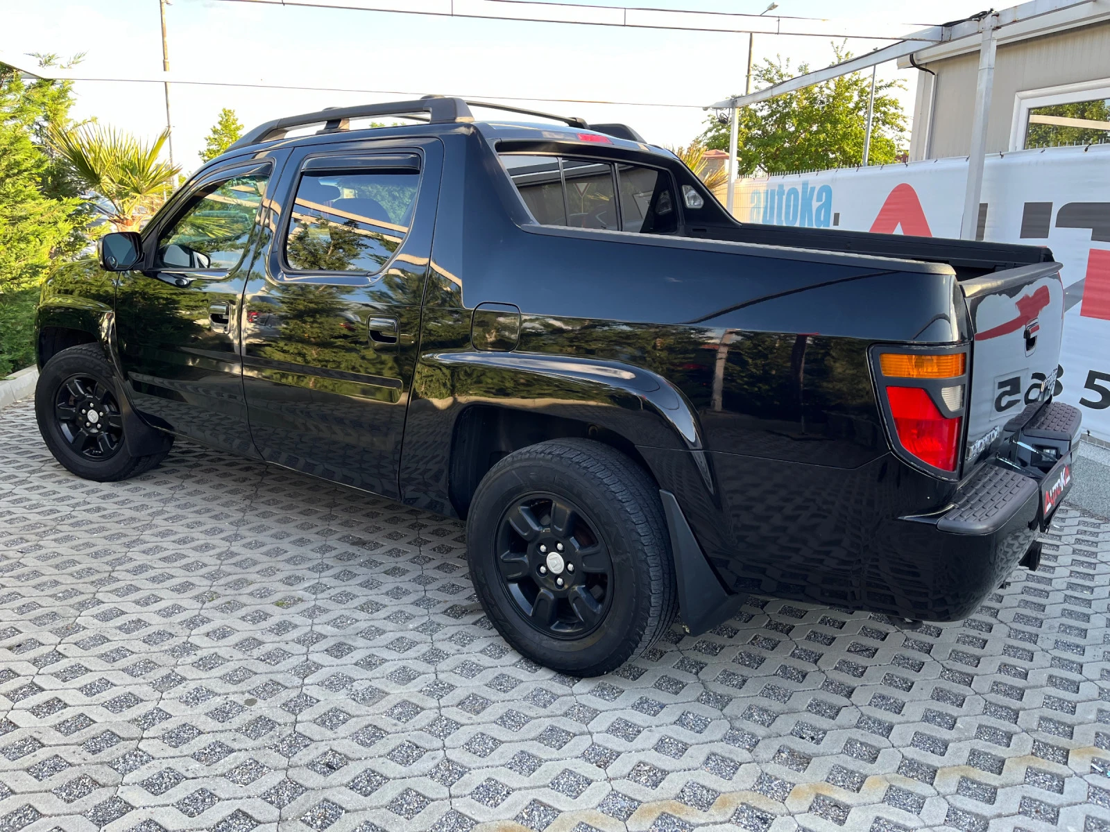 Honda Ridgeline 3.5i-258кс= АВТОМАТ= 4х4= BLACK EDITION= NAVI - изображение 3