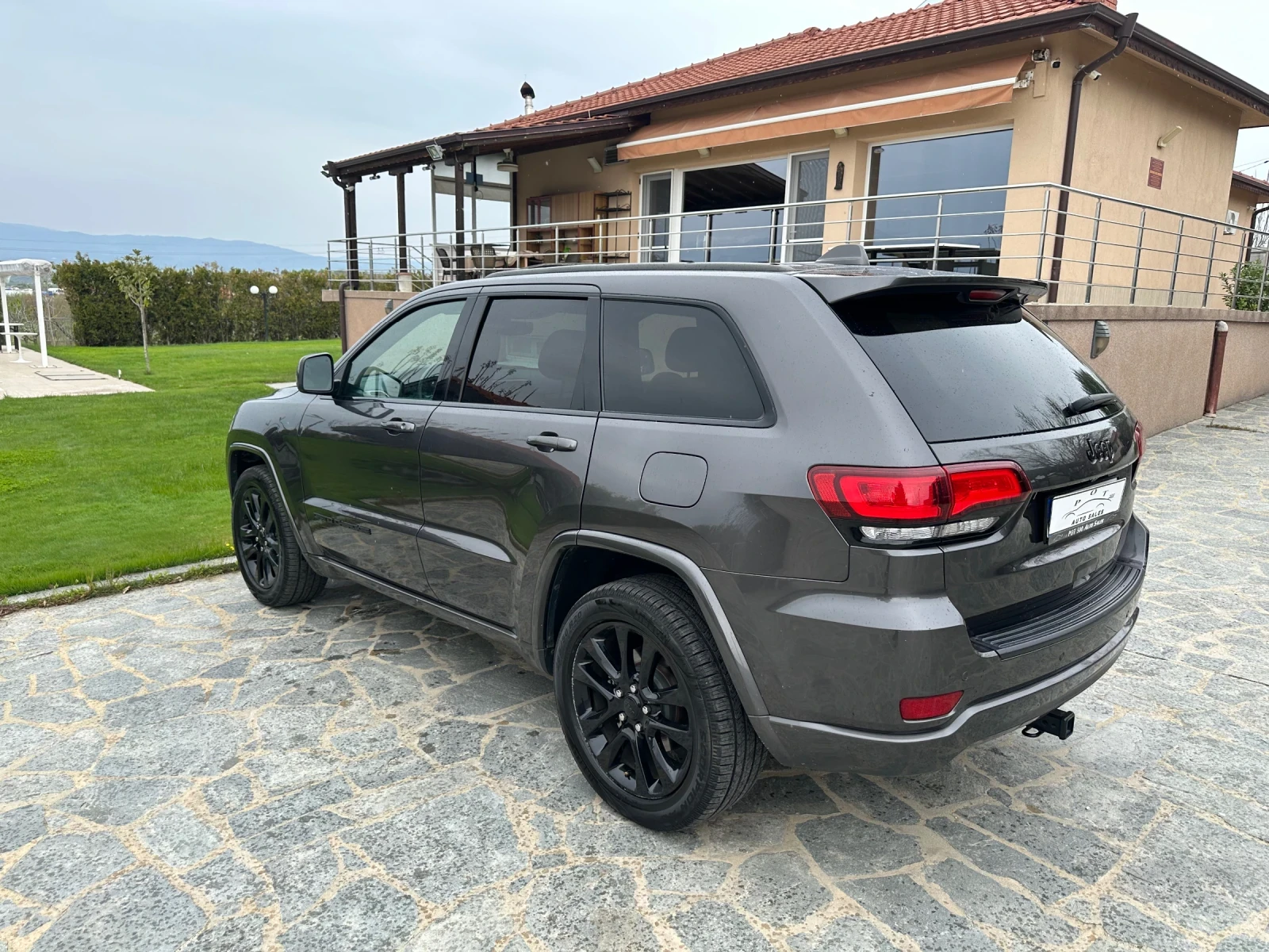 Jeep Grand cherokee  - изображение 8