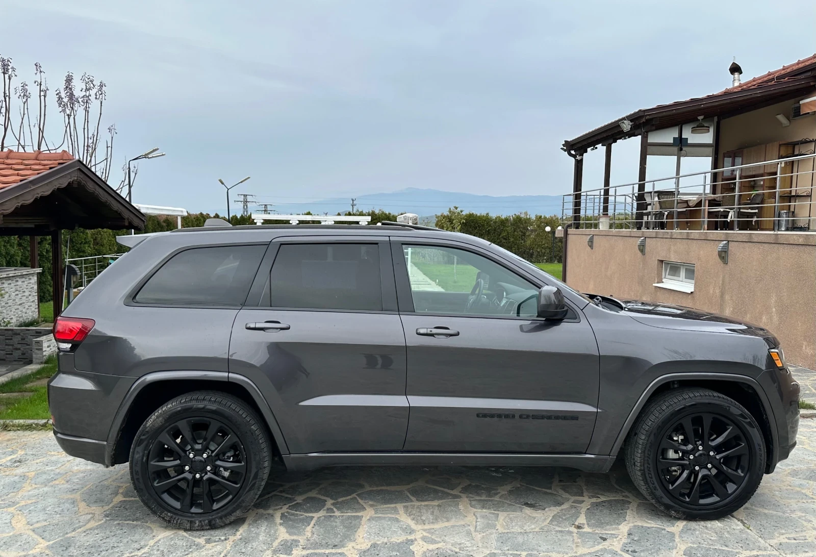 Jeep Grand cherokee  - изображение 4