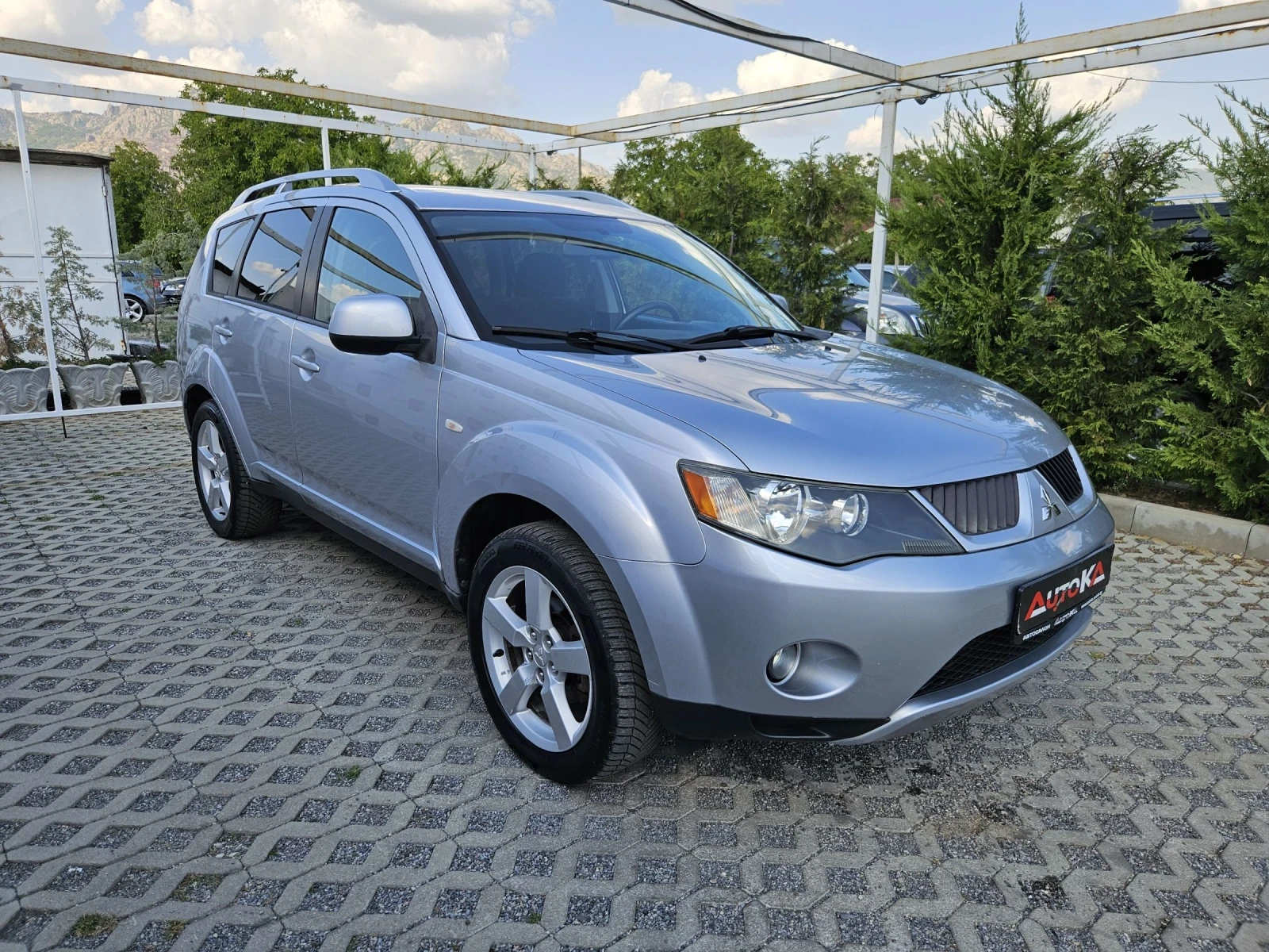 Mitsubishi Outlander 2.0DI-D-140кс= 7МЕСТА= 4х4= 6СК= ROCKFORD= ОБСЛУЖЕ - изображение 2