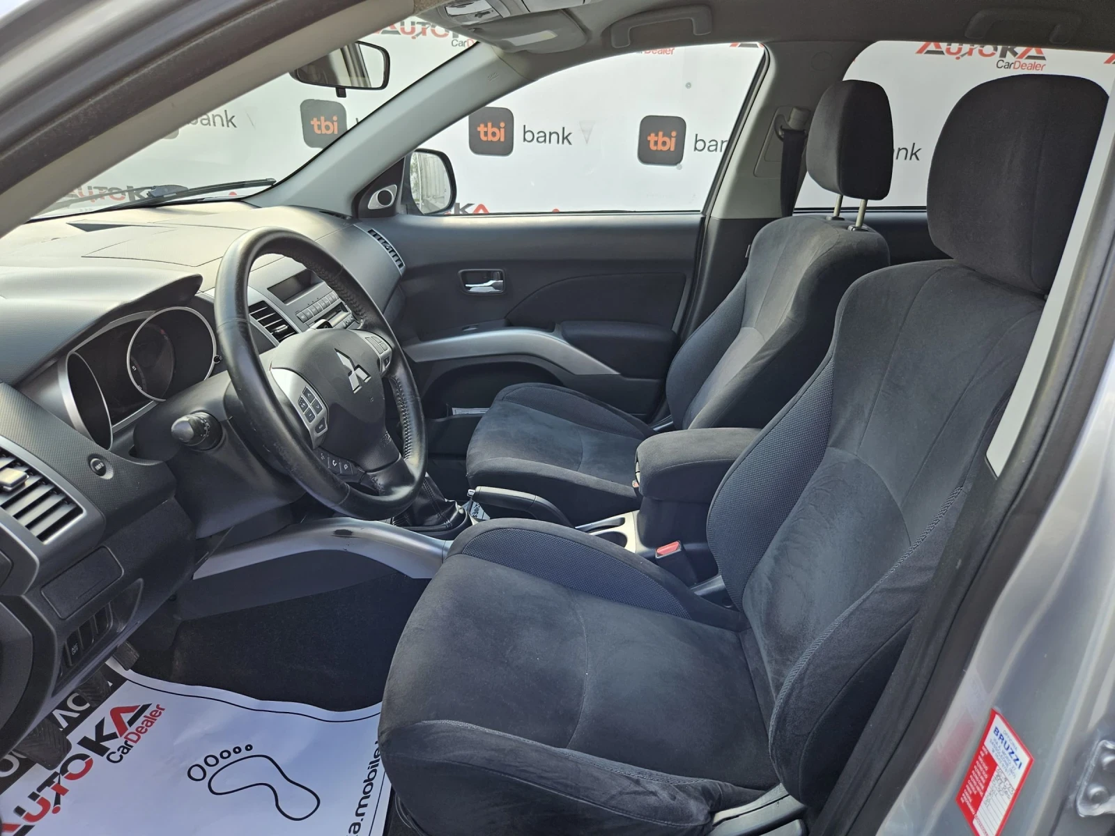 Mitsubishi Outlander 2.0DI-D-140кс= 7МЕСТА= 4х4= 6СК= ROCKFORD= ОБСЛУЖЕ - изображение 7