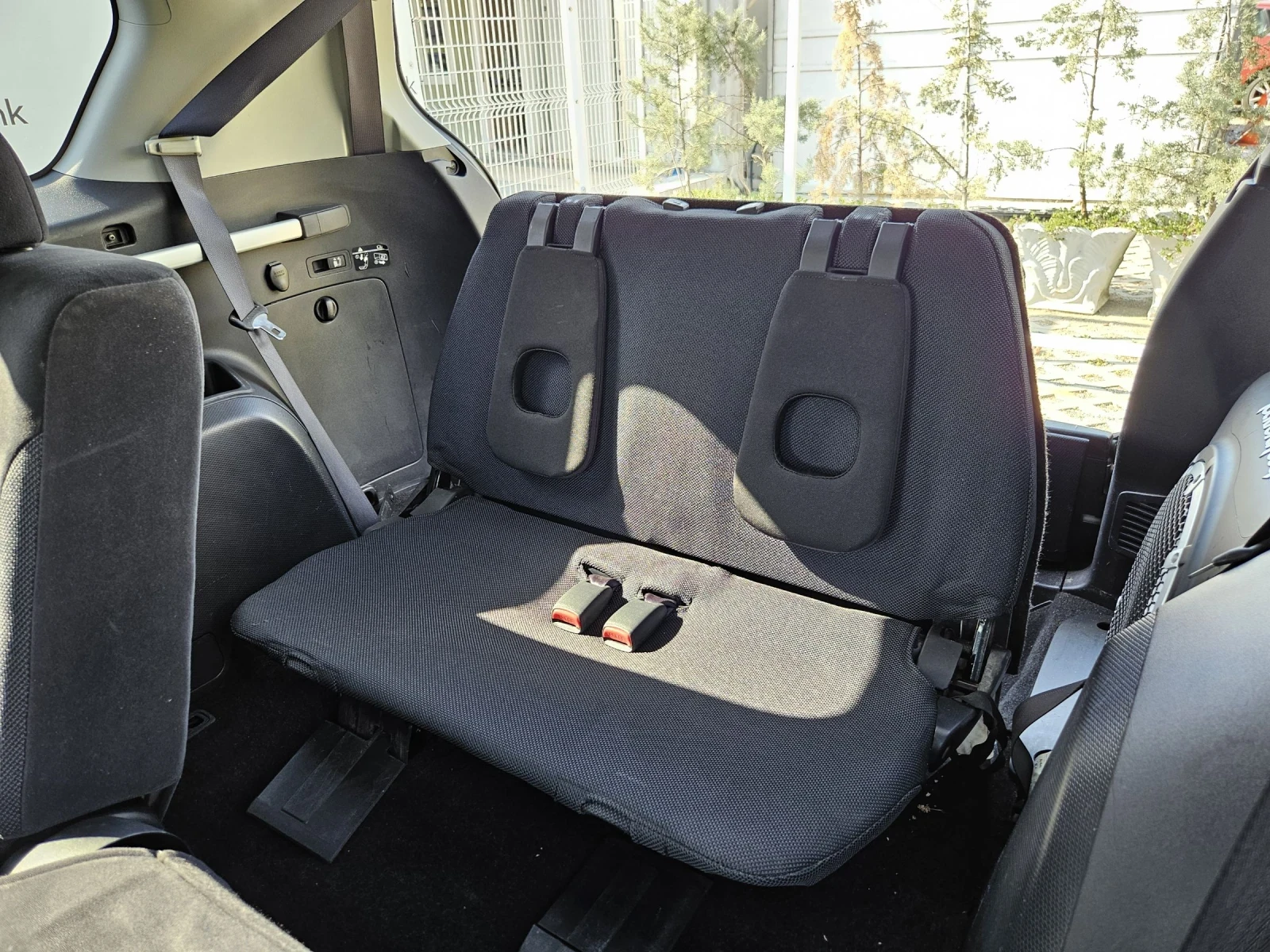 Mitsubishi Outlander 2.0DI-D-140кс= 7МЕСТА= 4х4= 6СК= ROCKFORD= ОБСЛУЖЕ - изображение 10