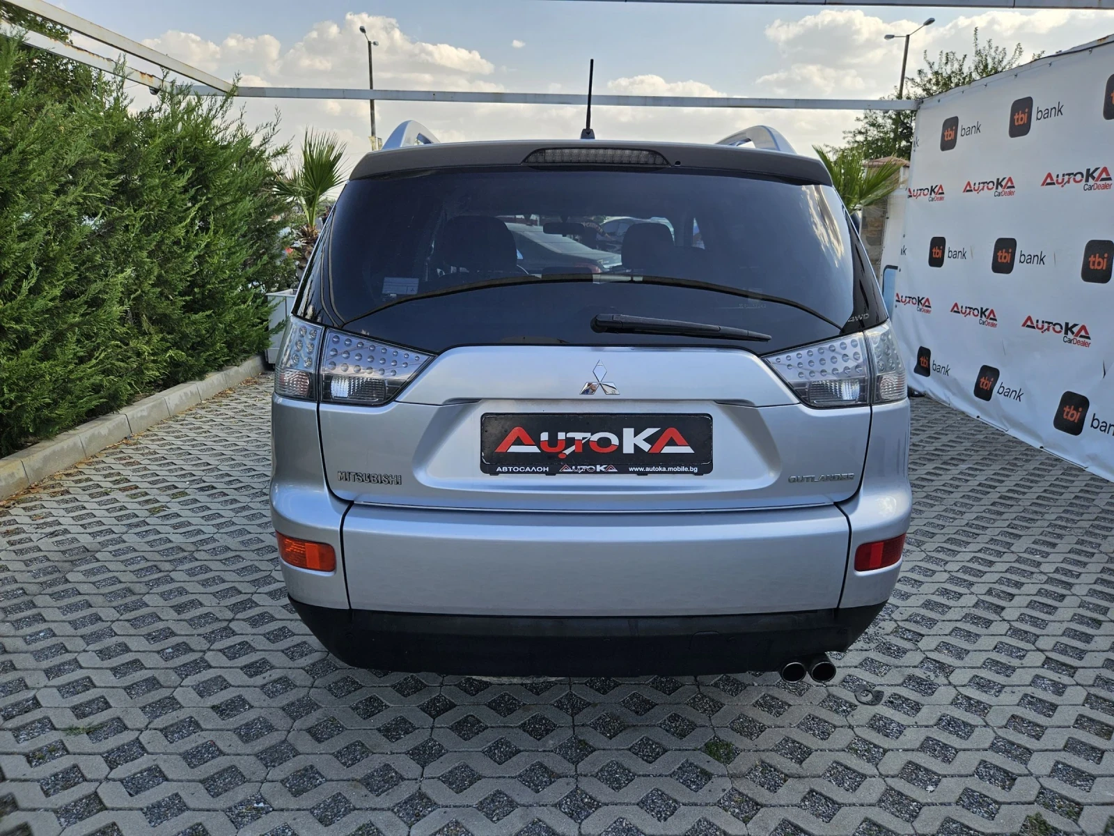 Mitsubishi Outlander 2.0DI-D-140кс= 7МЕСТА= 4х4= 6СК= ROCKFORD= ОБСЛУЖЕ - изображение 4