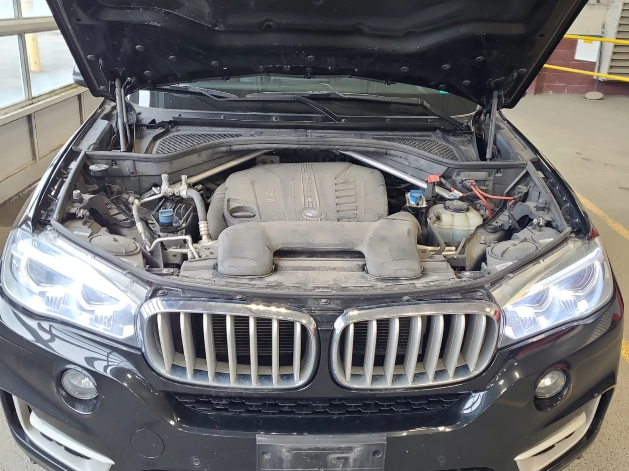 BMW X5 * АВТО КРЕДИТ* ЦЕНА ДО БГ * СЕРВИЗНА ИСТОРИЯ *  - изображение 6