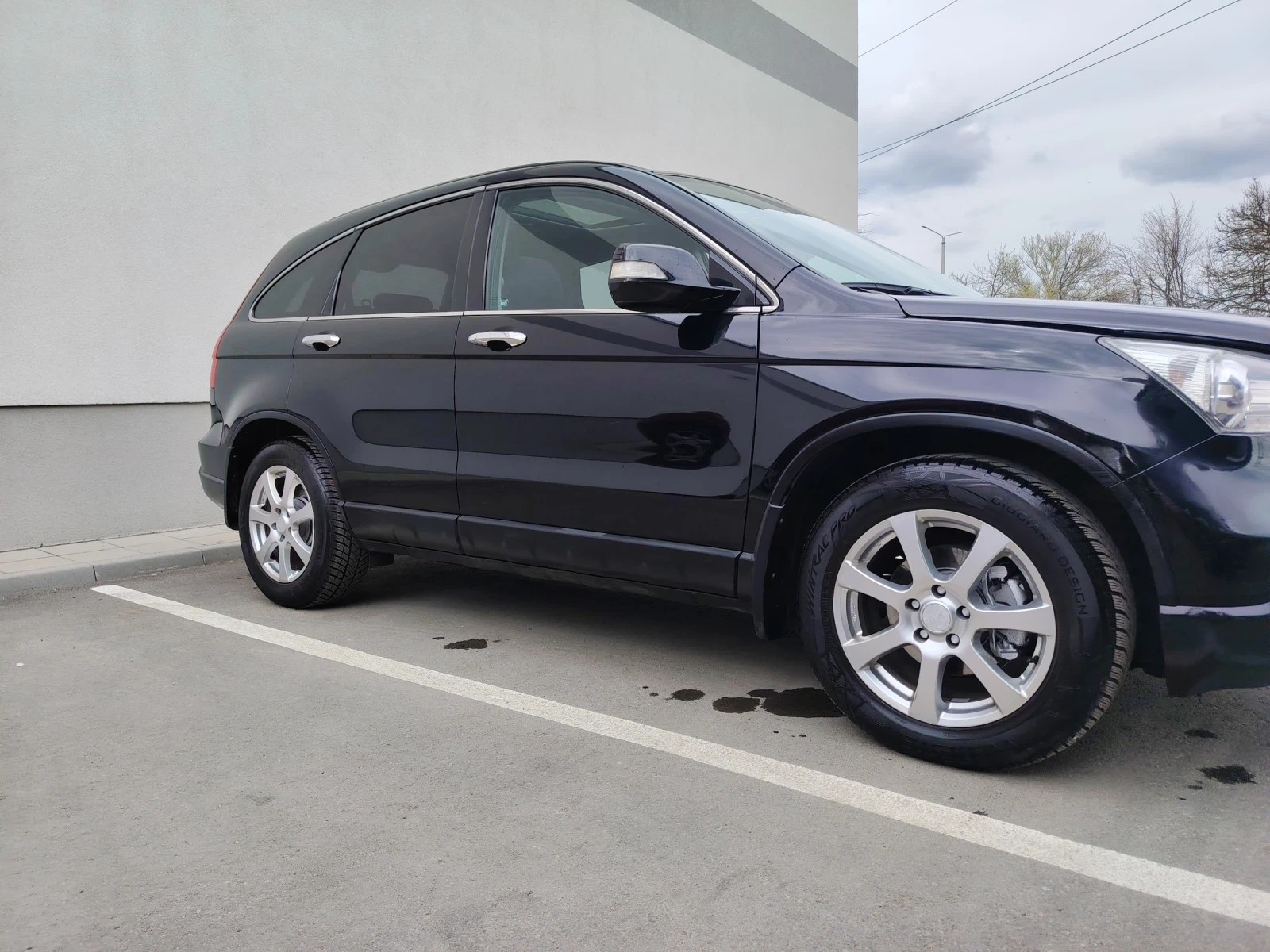 Honda Cr-v 2.0 АВТОМАТИК EXECUTIVE, снимка 2 - Автомобили и джипове - 54150222