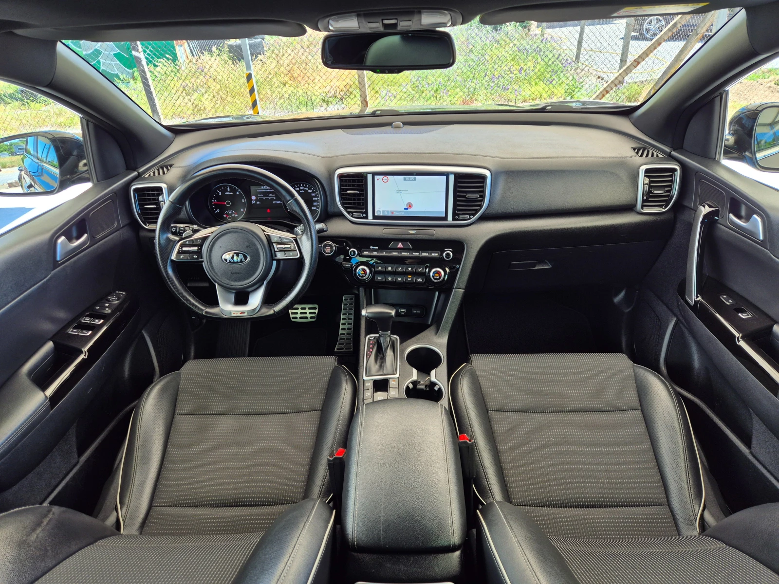 Kia Sportage 1.6GT-line* MILD HYBRID* , снимка 12 - Автомобили и джипове - 54730302