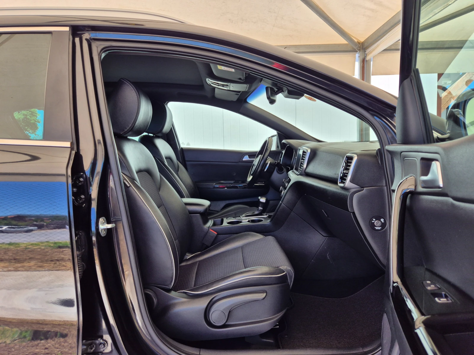 Kia Sportage 1.6GT-line* MILD HYBRID* , снимка 10 - Автомобили и джипове - 54730302