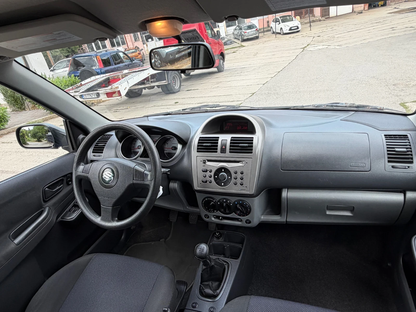 Suzuki Ignis 1.3 4X4 92000км, снимка 12 - Автомобили и джипове - 55305282